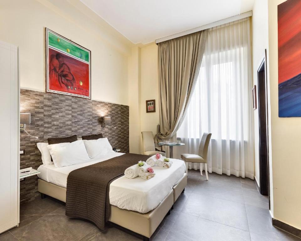 Boutique Piazza Carita