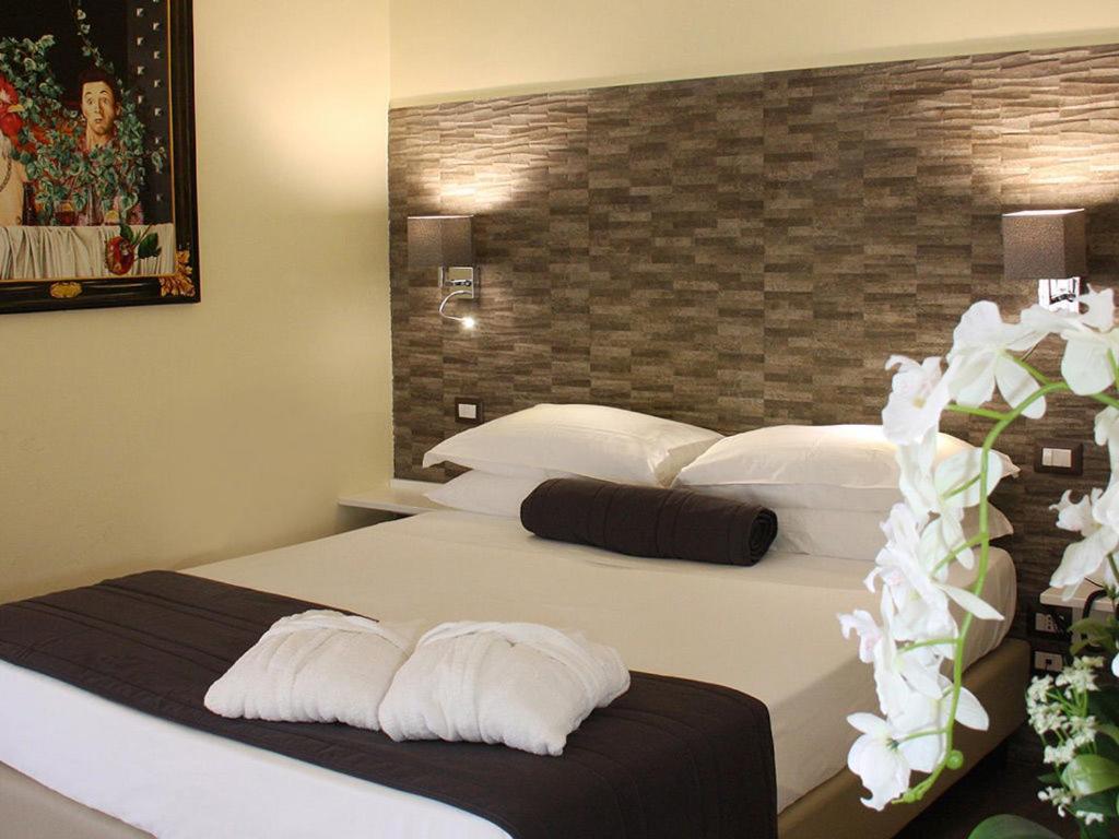 Boutique Piazza Carita 4* Naples